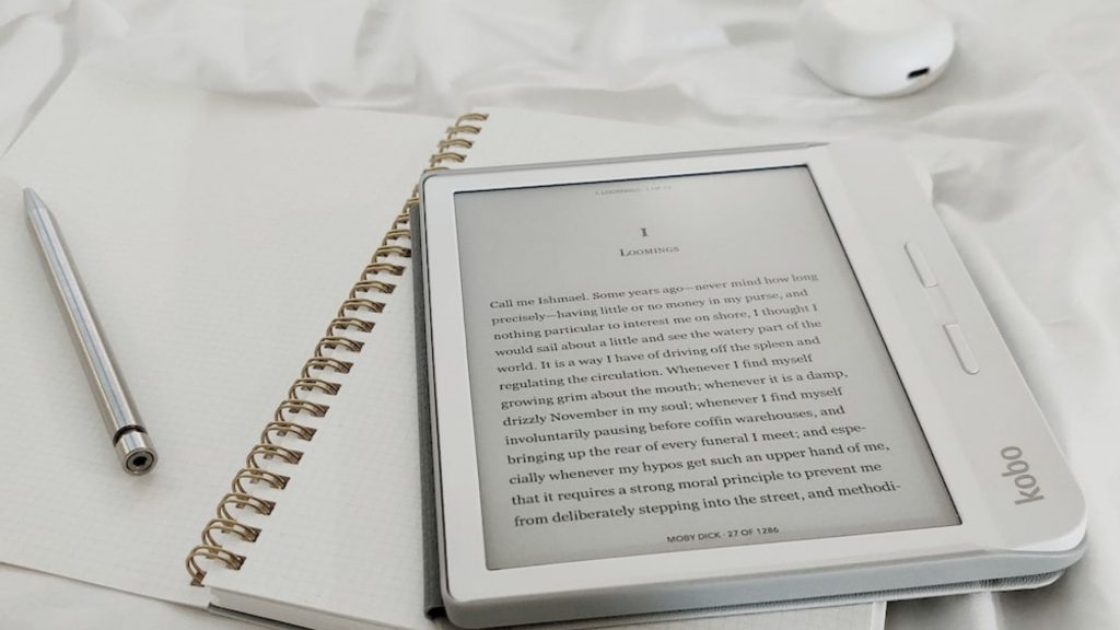 EPUB vs. MOBI vs. PDF: Which eBook Format Should You Use?