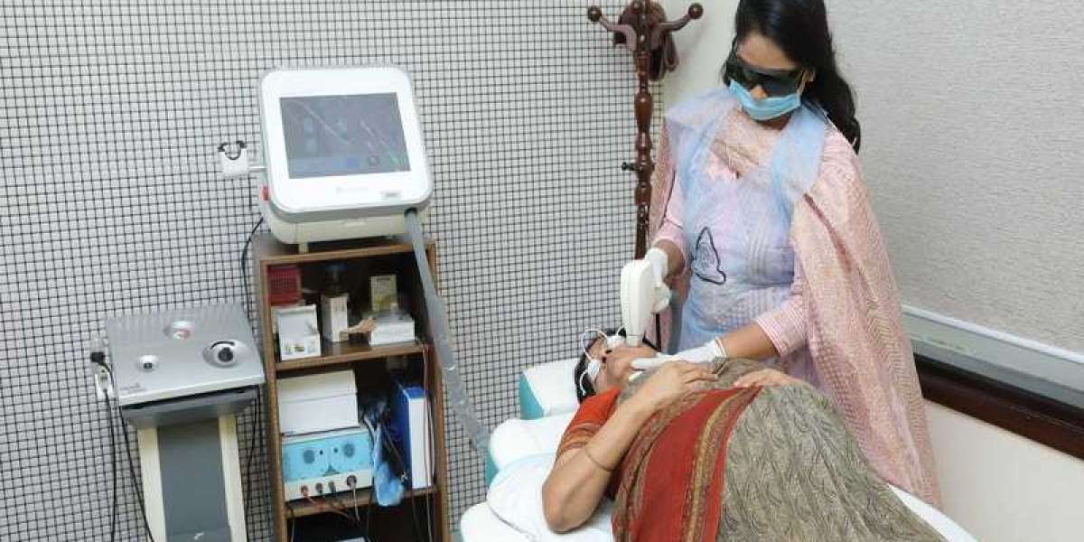 Consult Top Skin Specialist in Ludhiana: Dr. Shikha Aggarwal