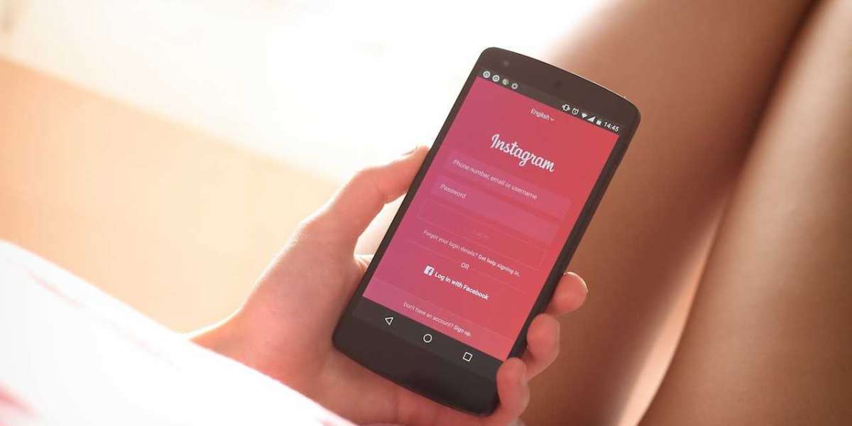 Social media customer support and engagement services