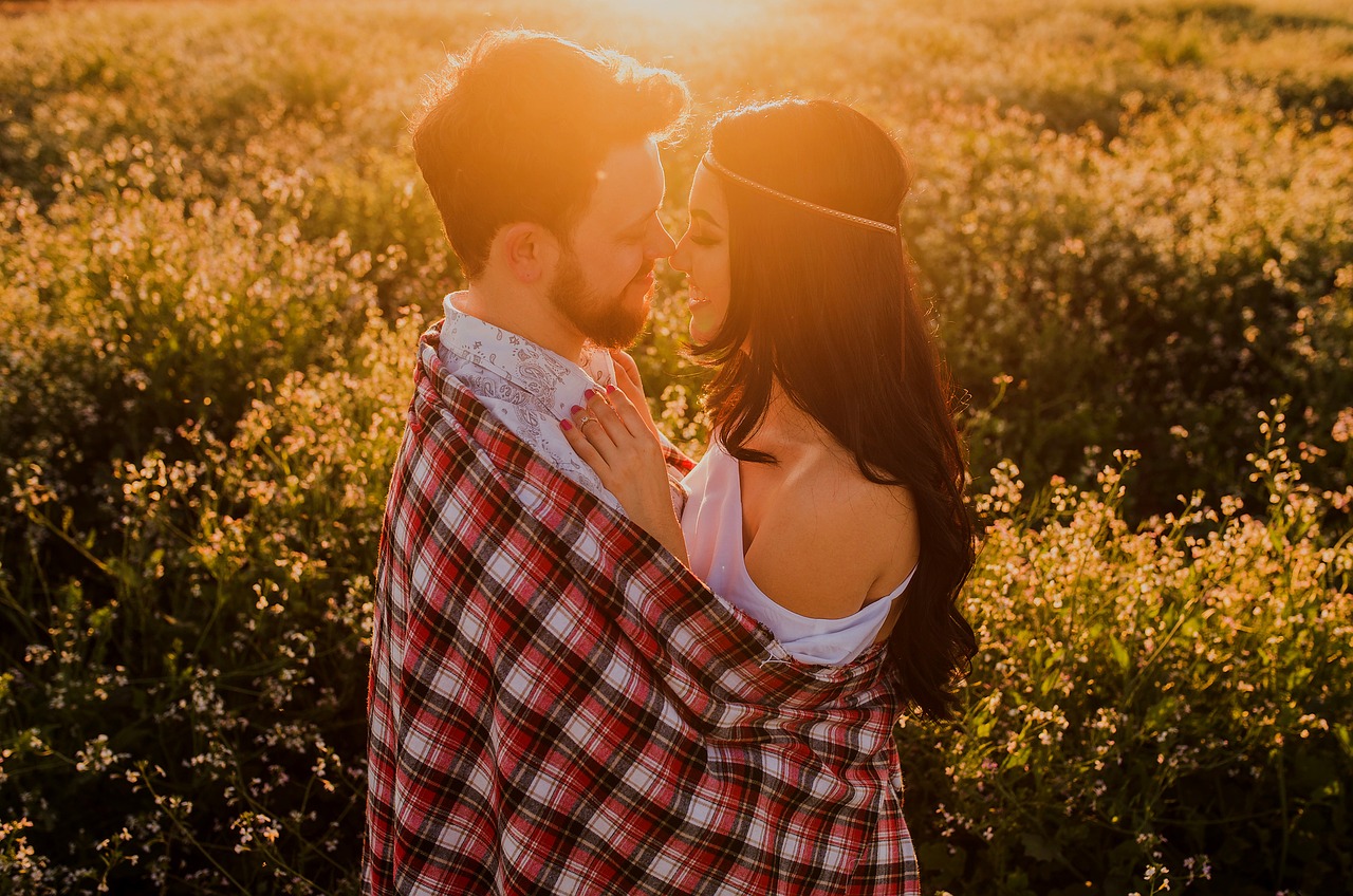 How To Make Your Boyfriend Realize Your Importance - Morning Lazziness