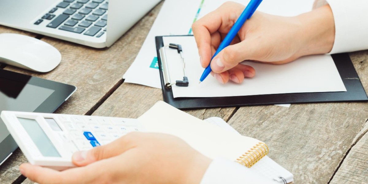 What Is a Dissertation Writing Preface? Meaning, Writing Tips and Examples