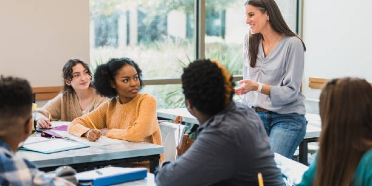 Can Assignment Help Services in Improving My Grades?