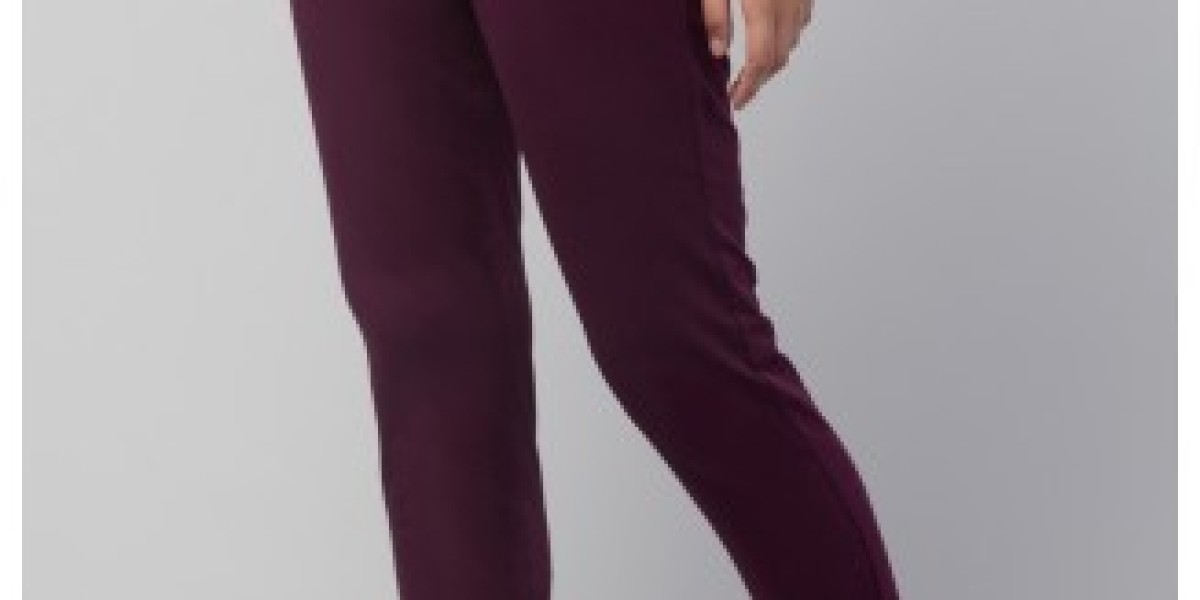 Empower Your Workouts with High-Performance Gym Leggings