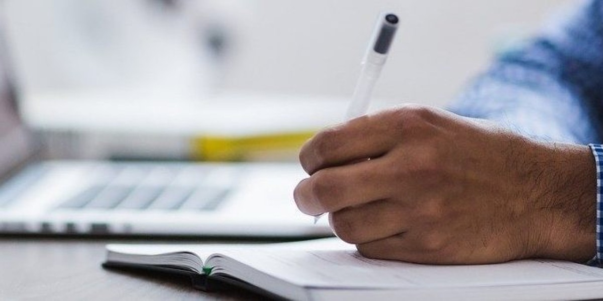 A+ Papers Made Easy: The Benefits of a Term Paper Writing Service