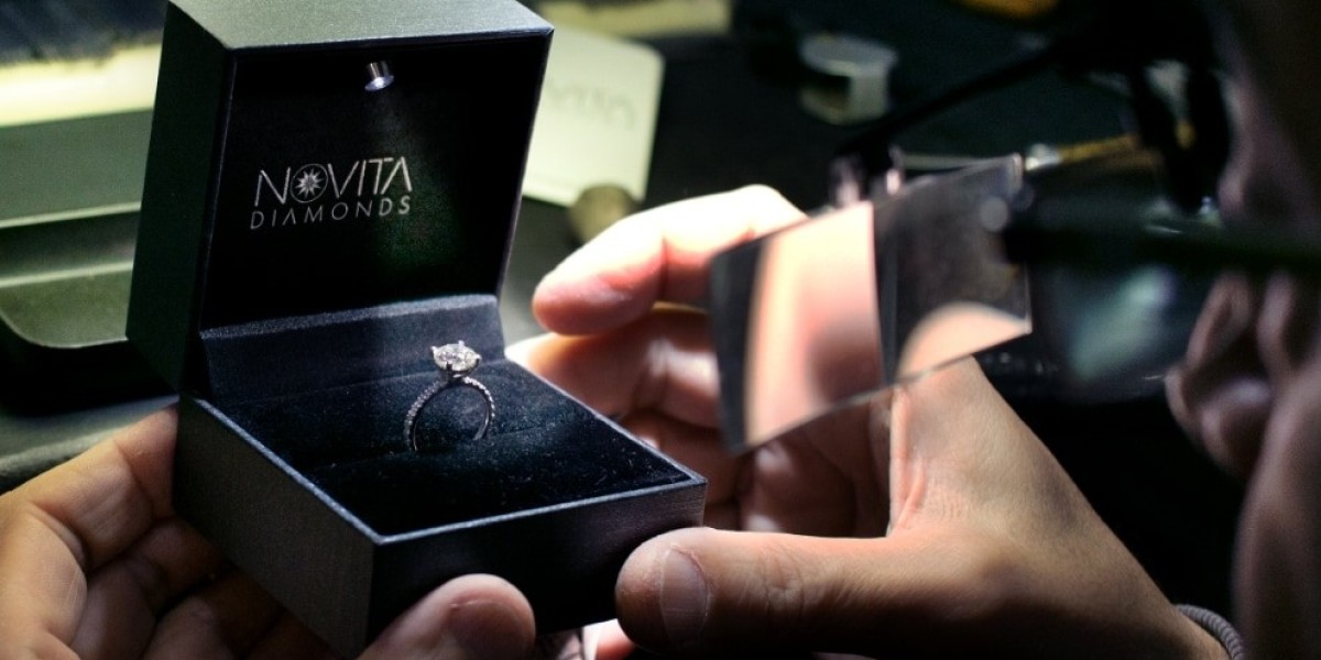 Choosing Ethical Engagement Rings: The Beauty of Lab-Made Diamonds