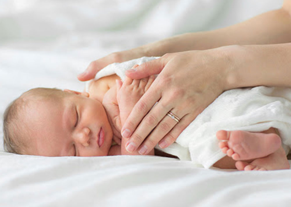 Best Tips To Keep Your Baby's Skin Cool In The Summer -