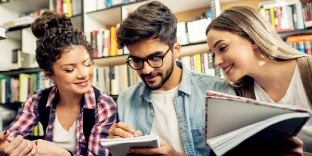 Why do students need nursing assignment help?