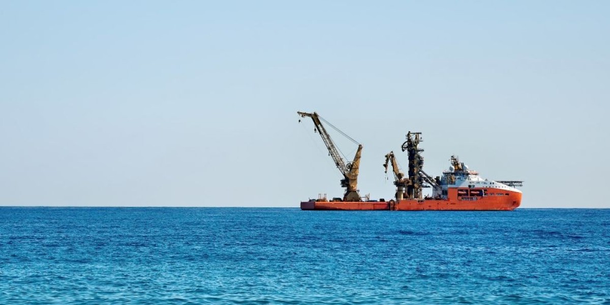 Connected Ship Market By Type, Product, Delivery Mode, End-User - Forecast To 2033