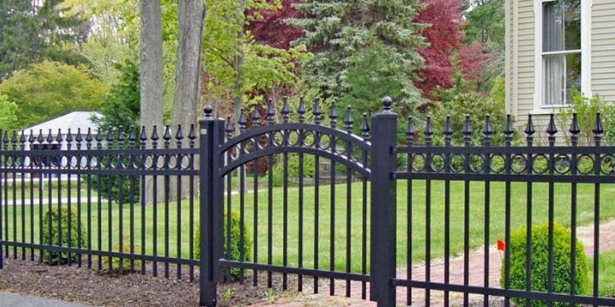 Metal Gates Unveiled: St. George's Custom Craftsmanship
