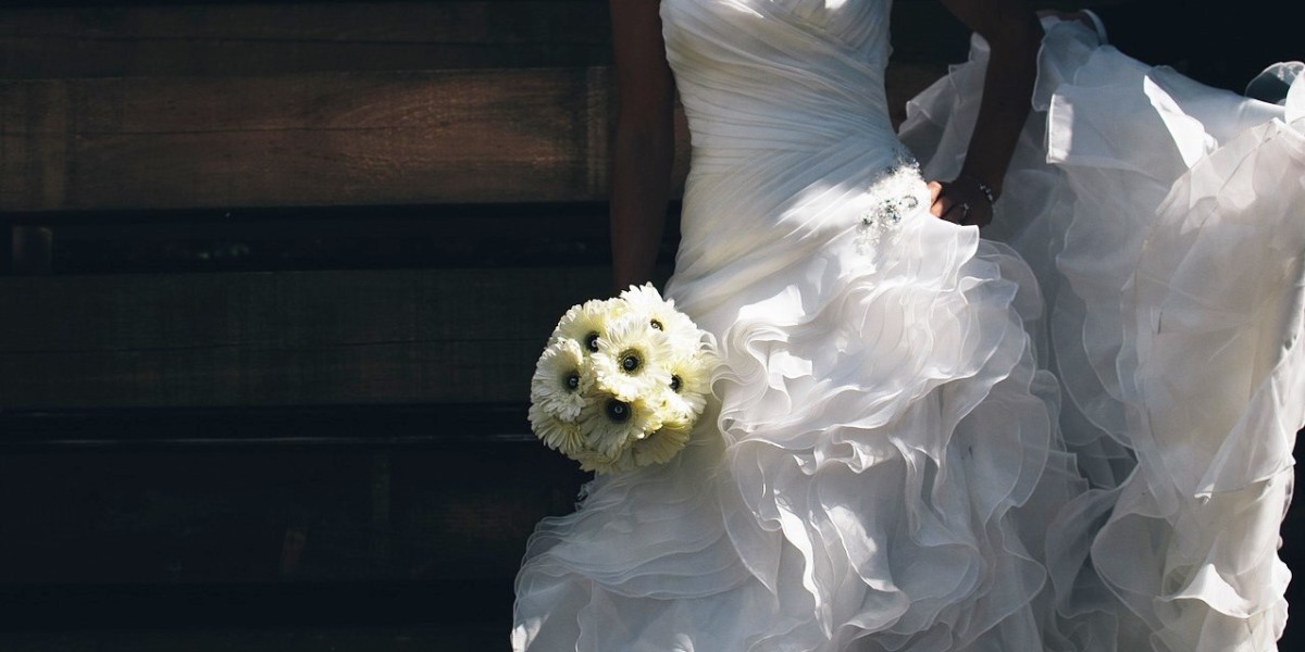 Choosing the Perfect Bridal Gown: Tips for Singapore Brides