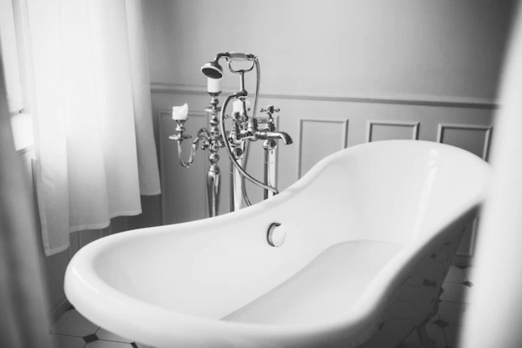 Bathtub Repair Dubai - Bathtub fixing Dubai - Bathtub installation