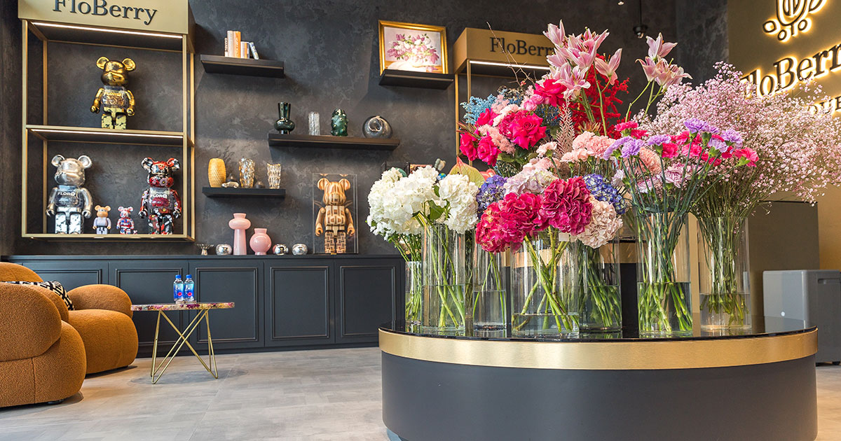 Flower Delivery Dubai UAE | Online Flower Shop | FloBerry Boutique