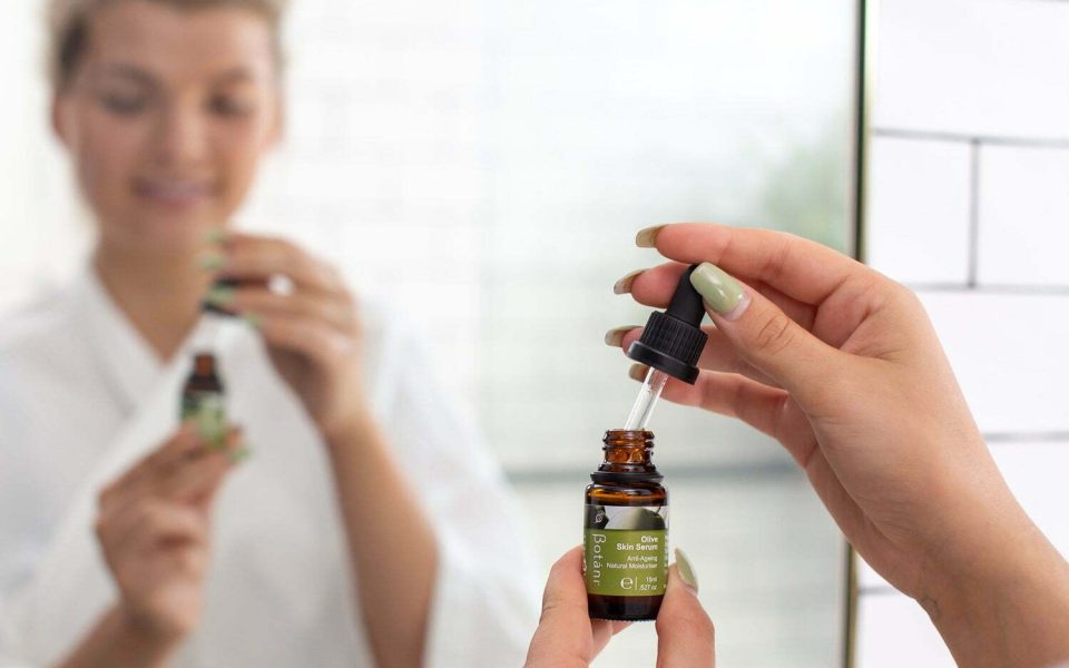 Use skin serum for dry skin and expect a great result