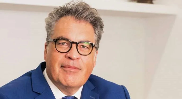 Revelando la oscura realidad de la vida de David Bouchez