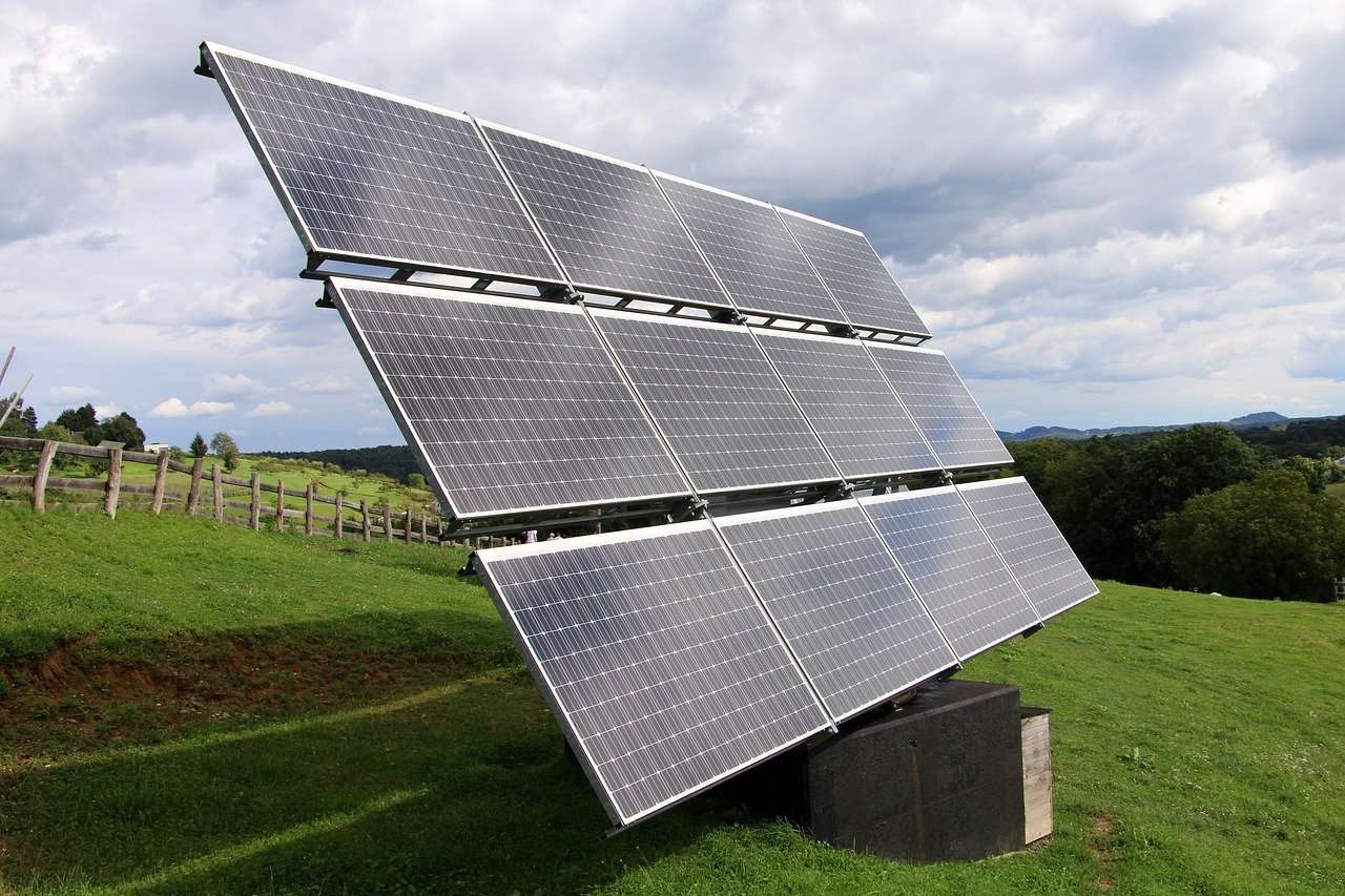 Solar Panel Tracking System - Solar Earth Inc
