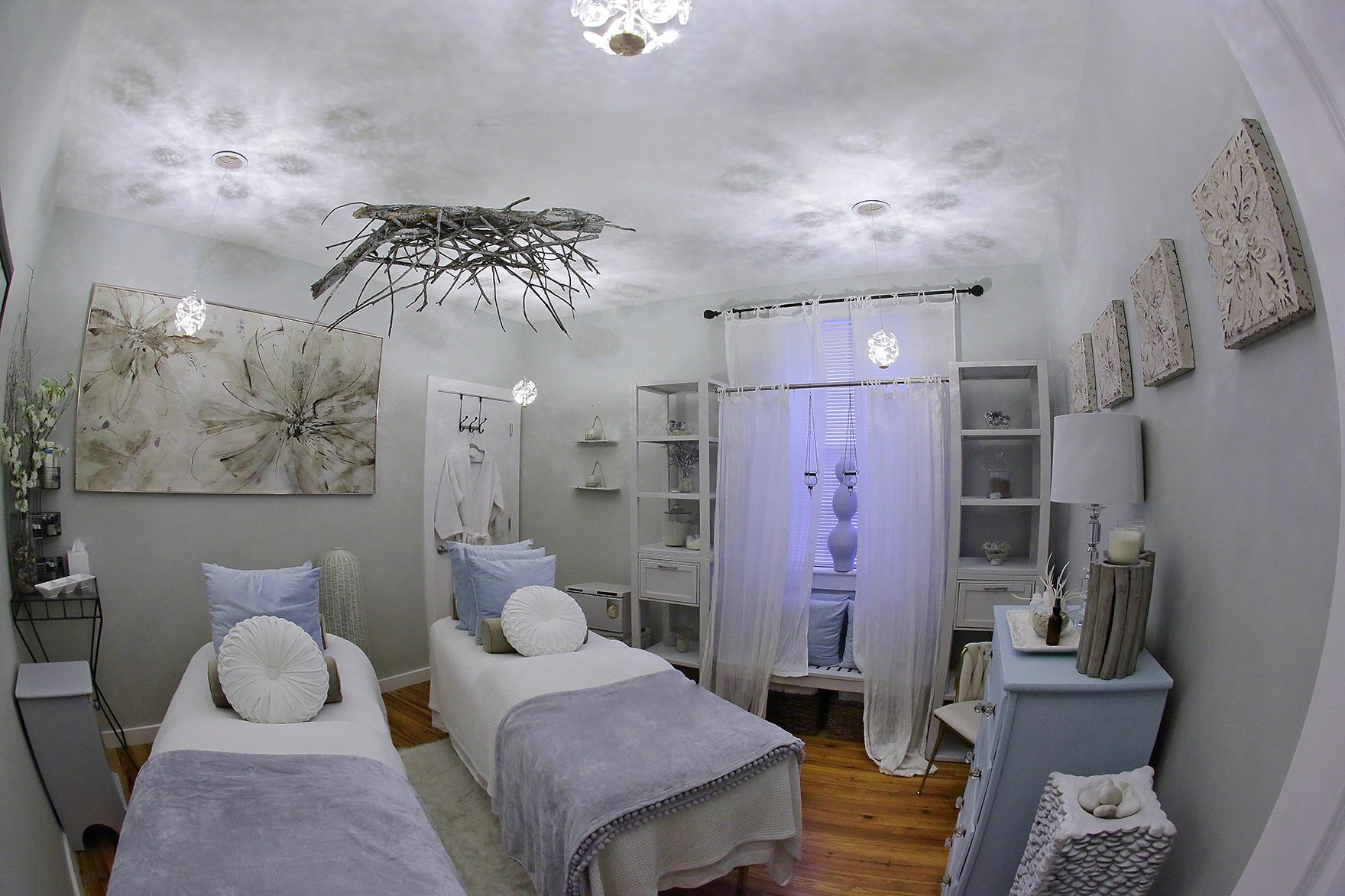 Lordis Loft Beauty Salon | Top Salon in Charleston, SC