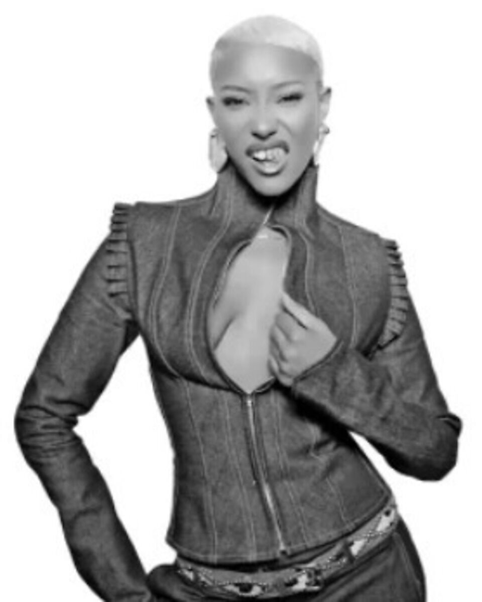 The New Trend for NYC Events: Why a 360 Photo Booth Is a Must-Have - Post by Pictureperfectphotoz