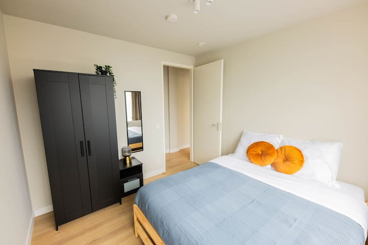 LuxFlat - # 1 Short Term Corporate Housing Platform