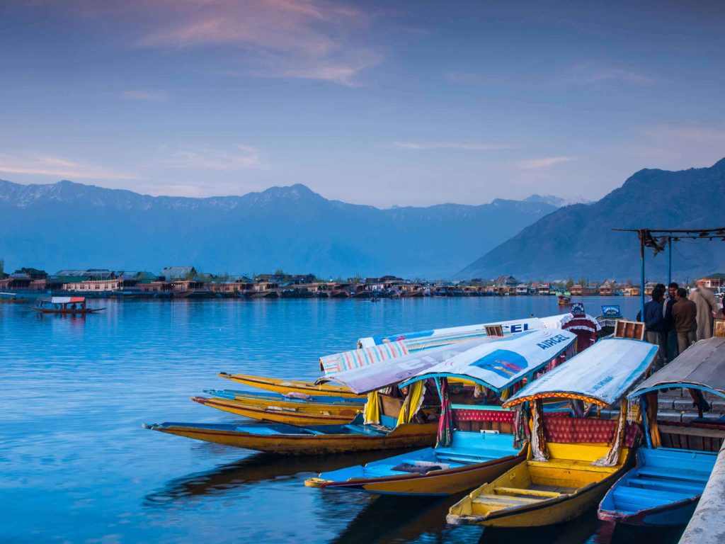 Kashmir Tour Packages | Kashmir Sightseeing Packages | HCI Hospitality