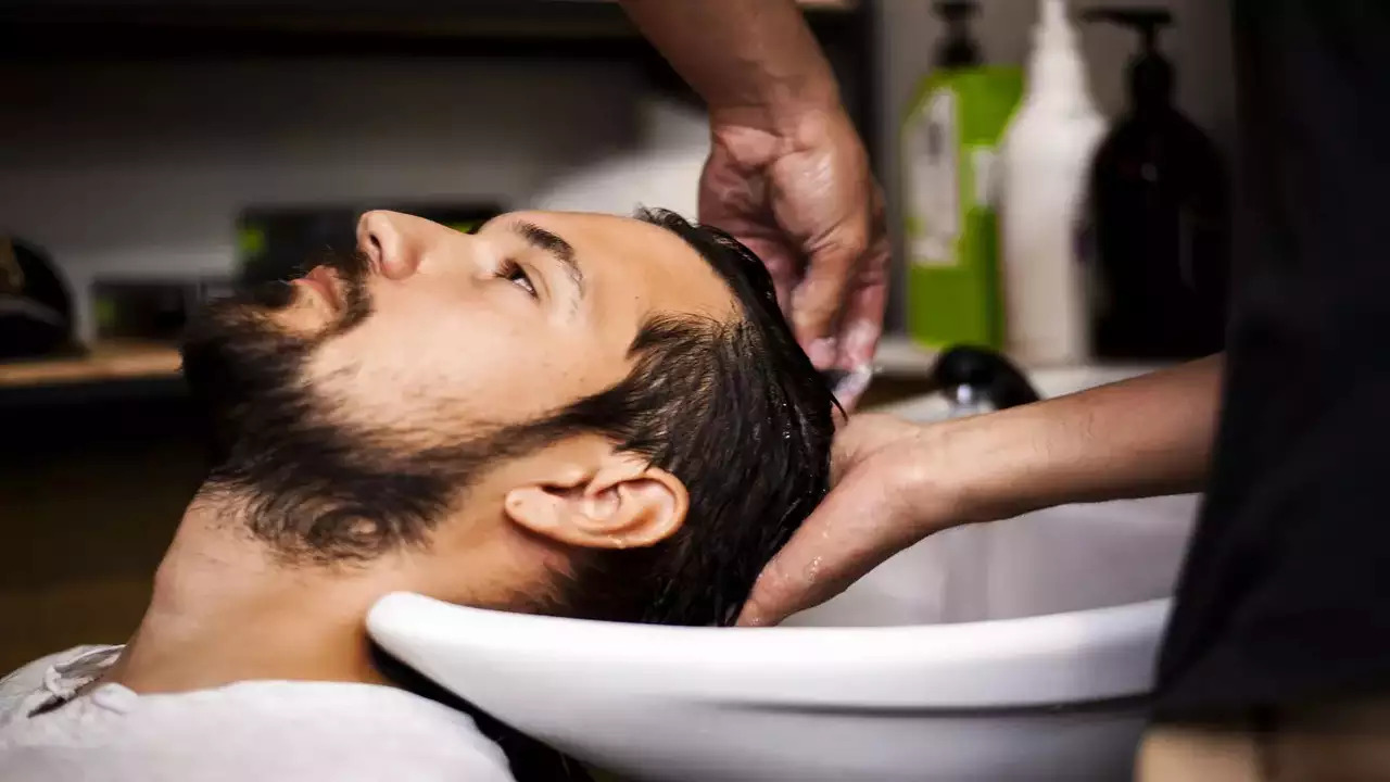 What to Look for in the Best Shampoo and Conditioner for Hair Growth