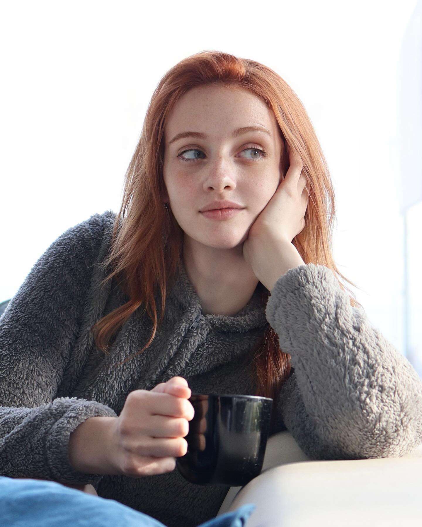 Lollipop Ginger (@lollipopginger) | Malik Mobile