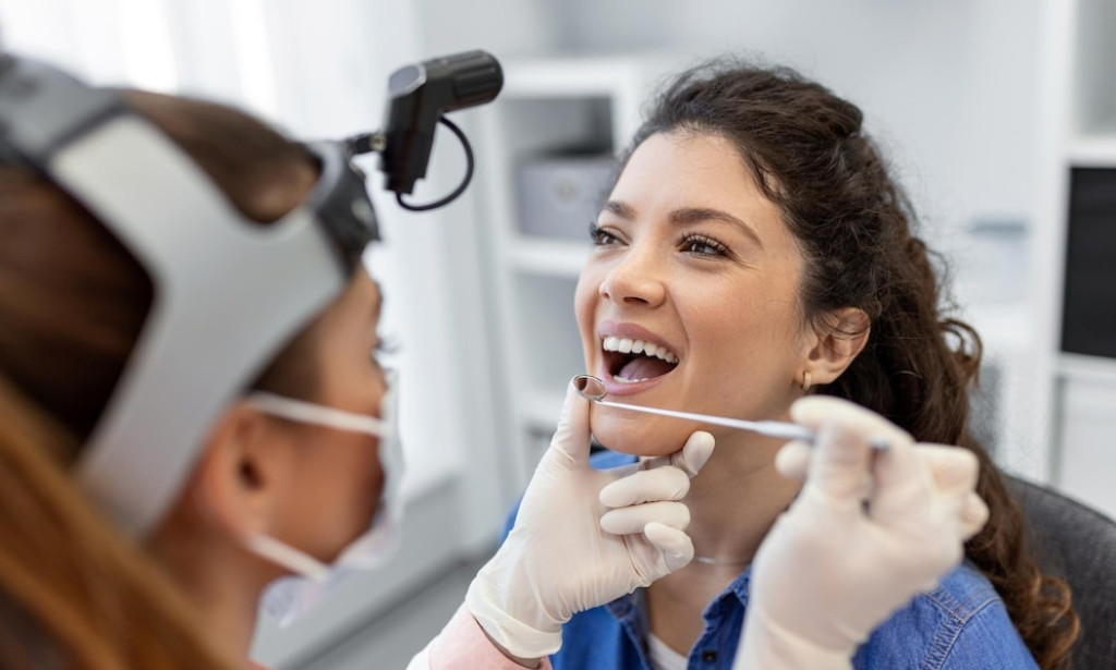 When Is the Right Time to Seek a Cosmetic Dentistry Consultation?