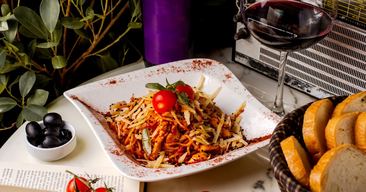 Where Flavour Meets Journey: Exploring Food and Wine in Italy and Greece