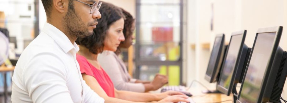 Munimi Giri Cover Image